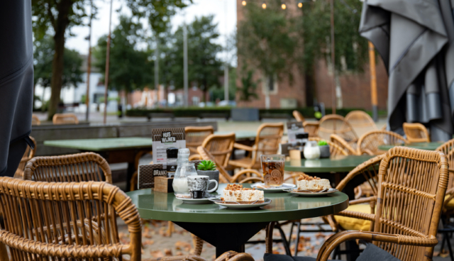 chef theo van het lokaal in drunen over debic cheesecake
