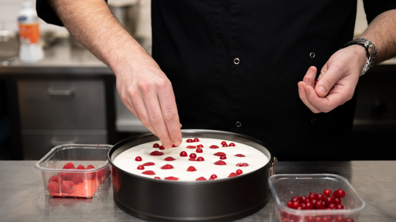 chef theo van het lokaal in drunen over debic cheesecake