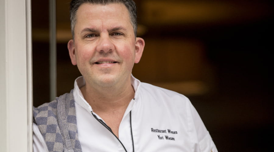Patron-cuisinier Yuri Wiesen van restaurant Wiesen in Eindhoven