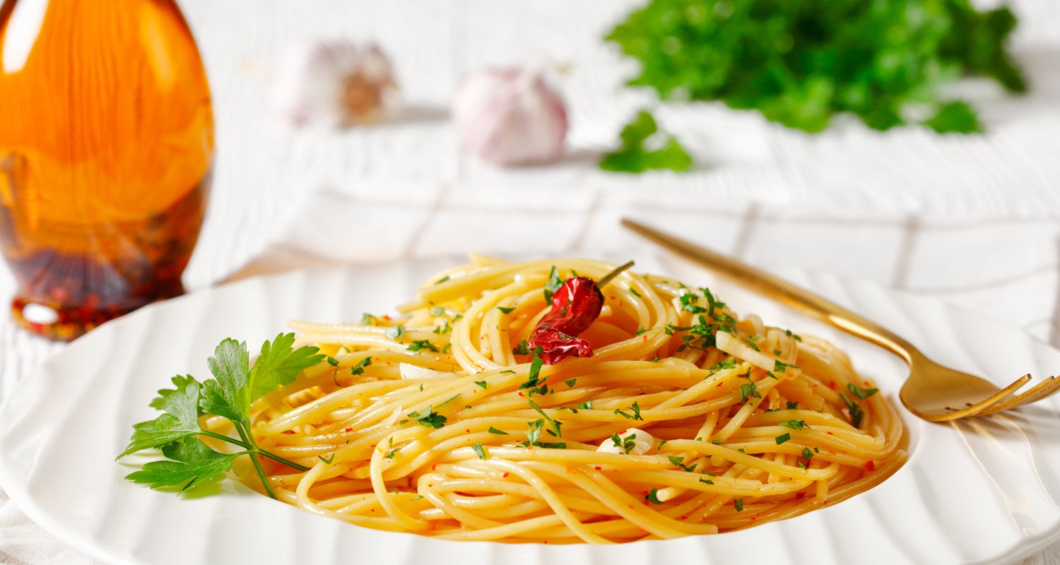 Met een paar drupjes maak je van een simpele pasta een echte smaakbom