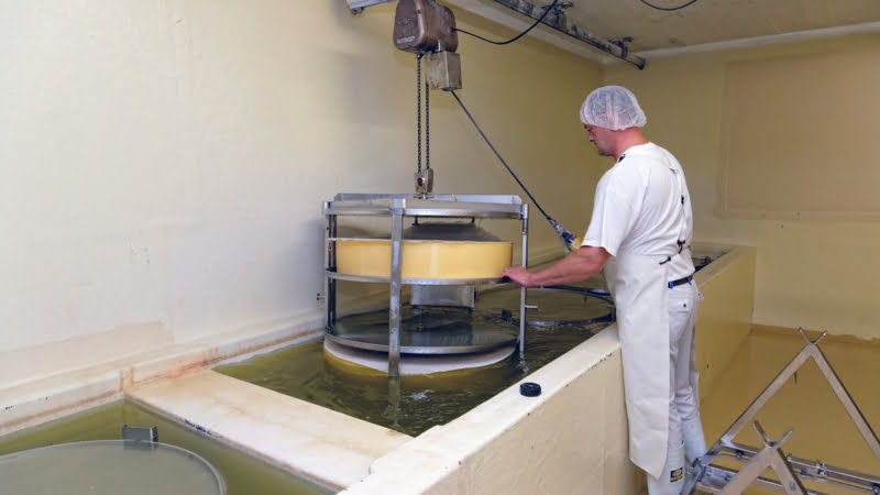 Grotgerijpte Zwitserse Emmentaler
