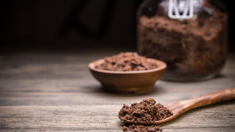 Muscovado suiker rietsuiker: donker van kleur, vochtig en grof van structuur